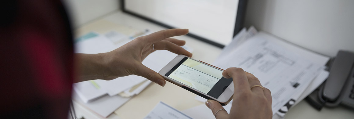 Control de gastos: Controla tus finanzas personales con aplicaciones móviles